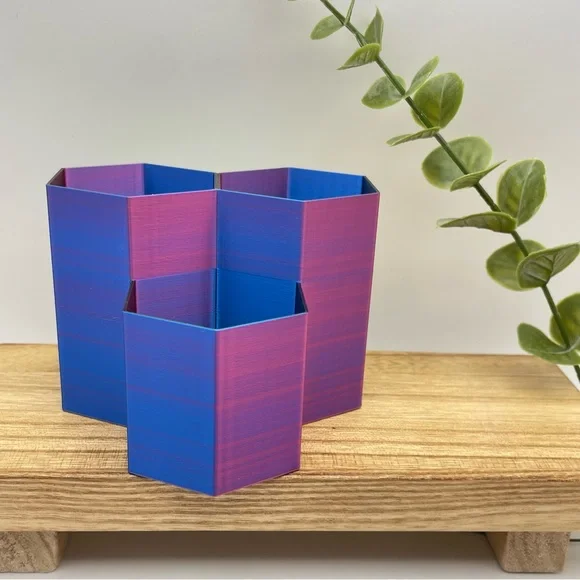 HEXAGONAL ORGANIZER | Makeup Brush Display | Desk Organizer (Brand New!) 💘 - Picture 13 of 16